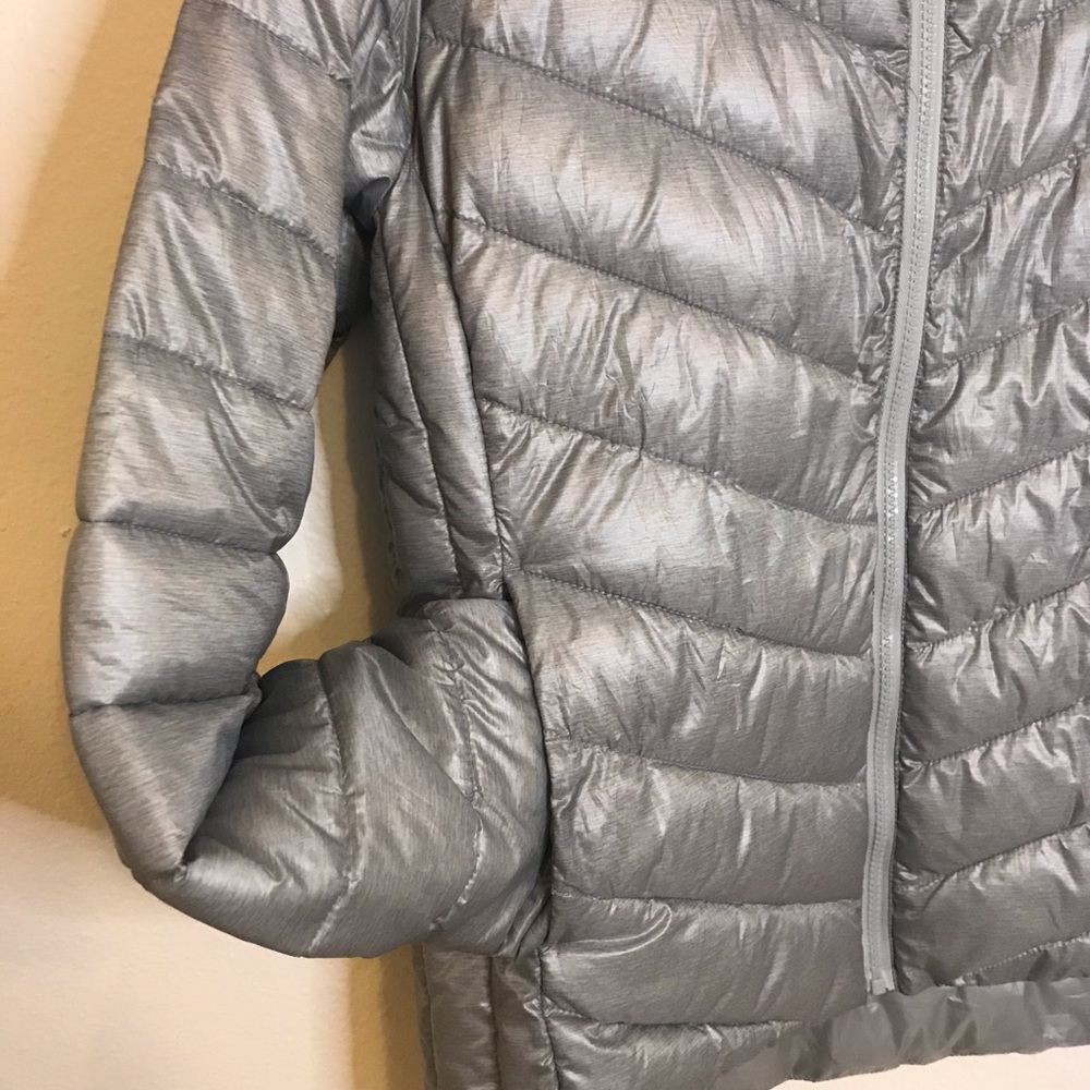Silver puffer jacket - Picture 3 of 4